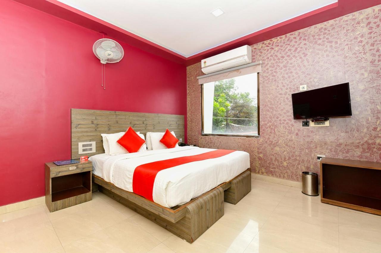 Oyo 1889 Hotel Aj Park Alappuzha Exterior foto